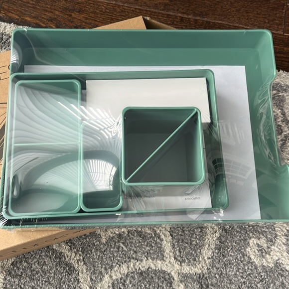 Uplift Desk Desk Organizer Set - Picture 2 of 3